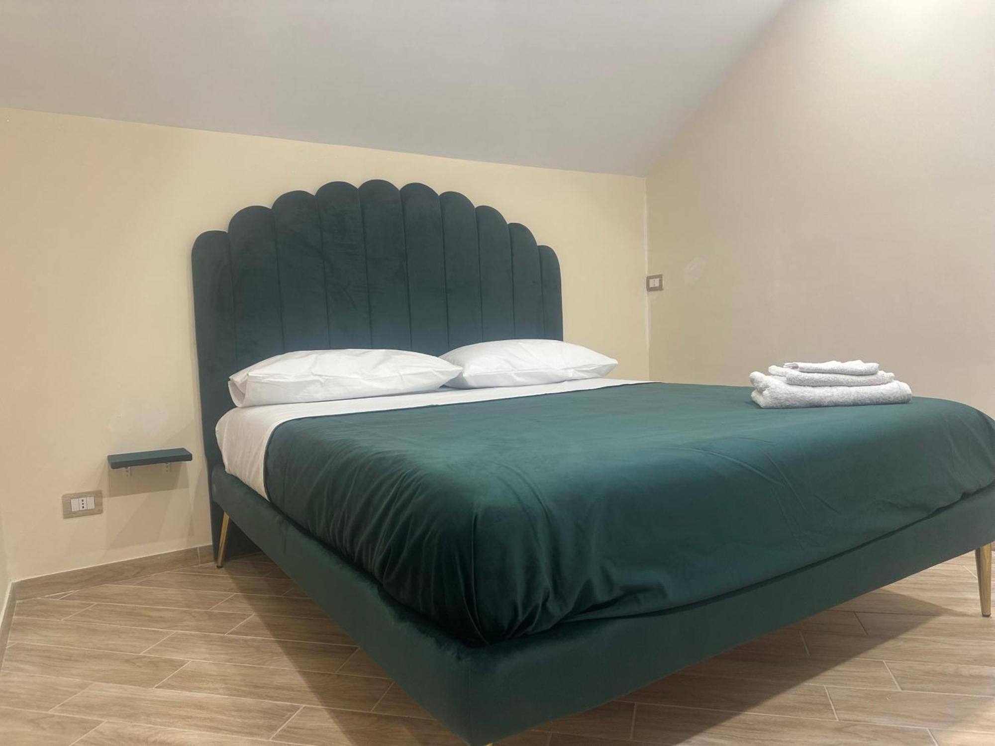 Attic Room 那不勒斯 外观 照片
