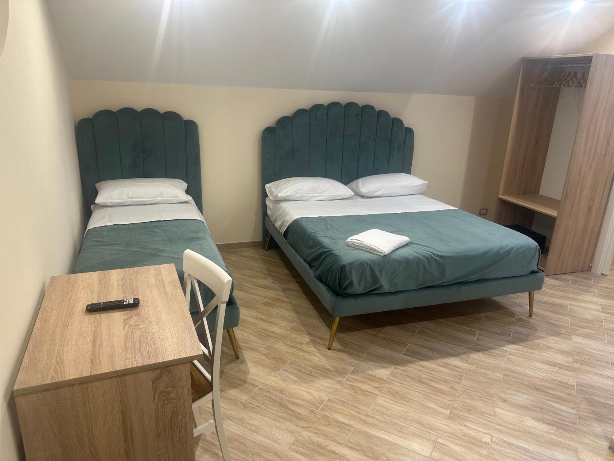 Attic Room 那不勒斯 外观 照片