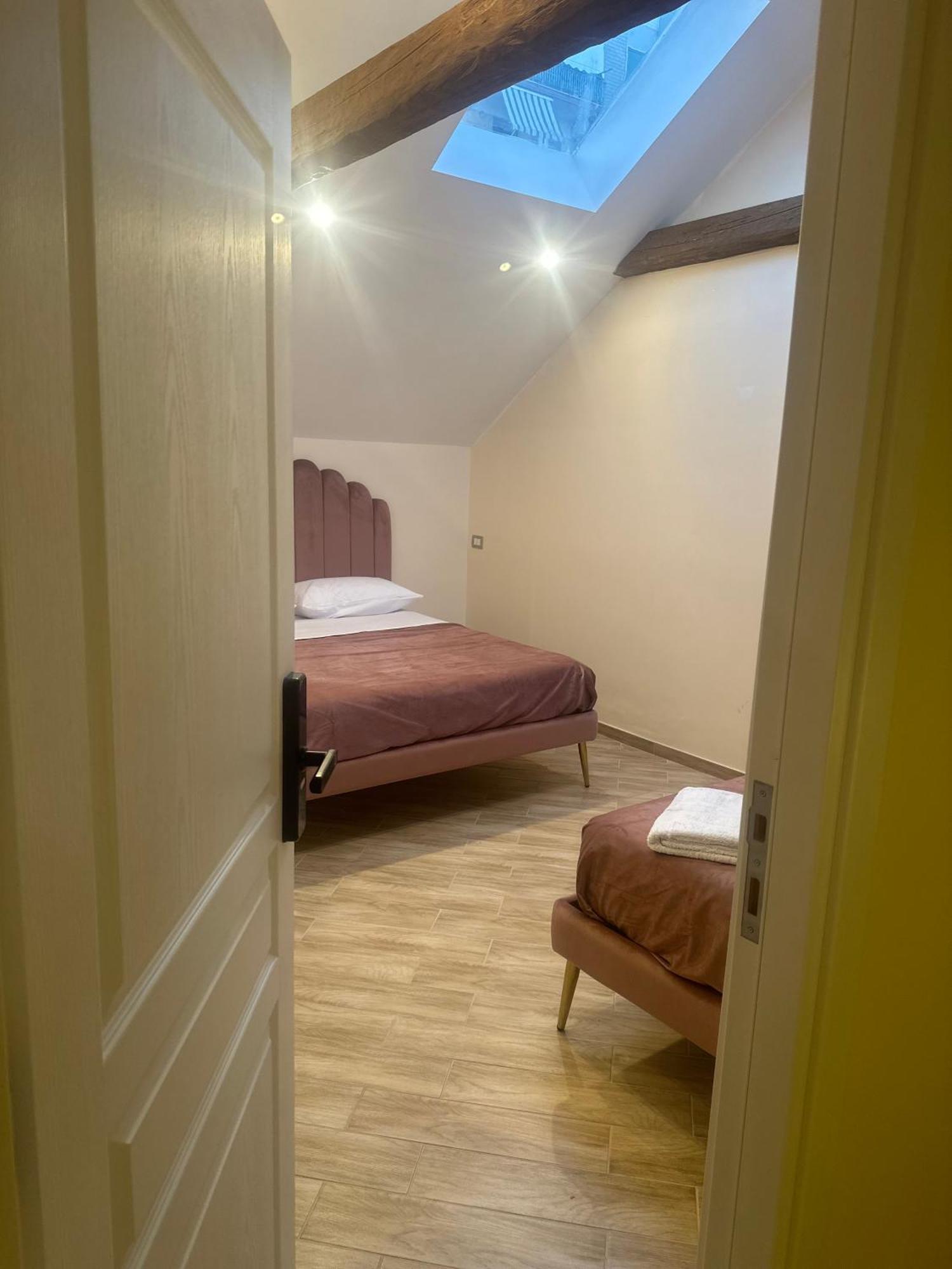 Attic Room 那不勒斯 外观 照片