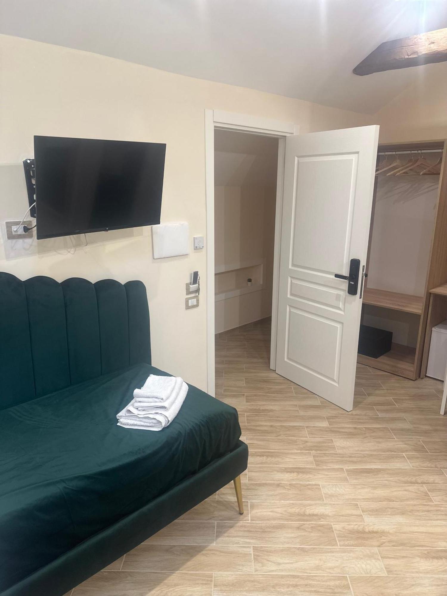 Attic Room 那不勒斯 外观 照片